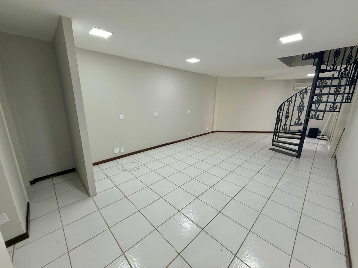 Andar, São José, 0 Quarto, 0 Vaga