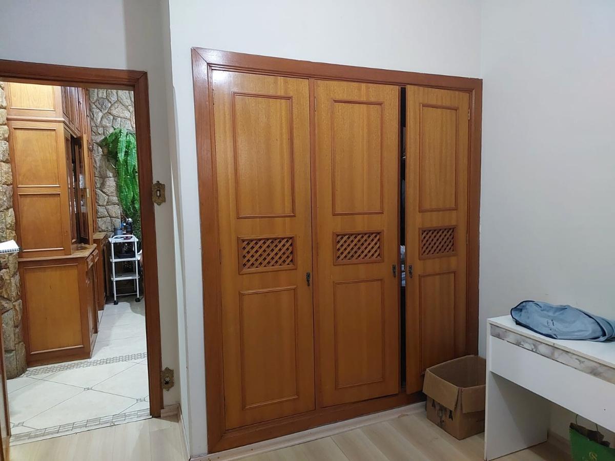 Casa, Centro, 5 Quartos, 1 Vaga, 1 Suíte
