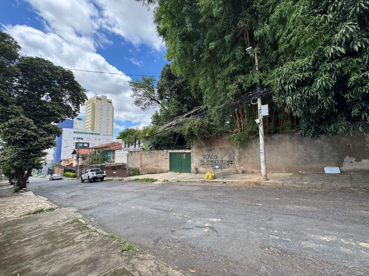 Lote, São Luiz (pampulha), 0 Quarto, 0 Vaga