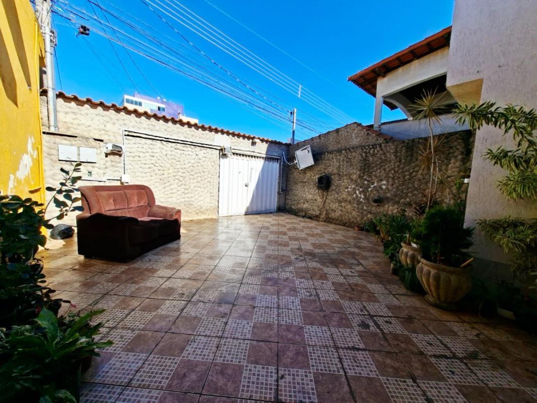 Casa, Araguaia, 4 Quartos, 3 Vagas, 1 Suíte