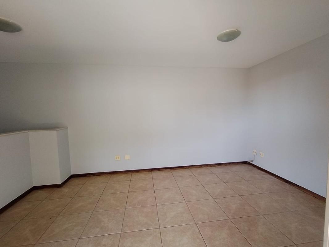 Cobertura, Prado, 3 Quartos, 2 Vagas, 1 Suíte