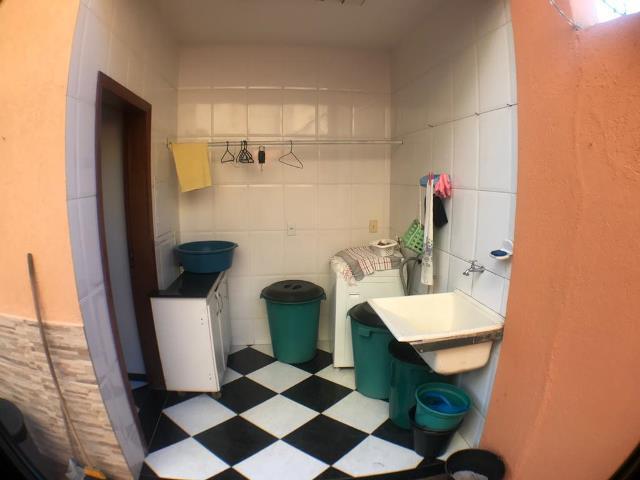 Casa, Fernão Dias, 4 Quartos, 7 Vagas, 2 Suítes