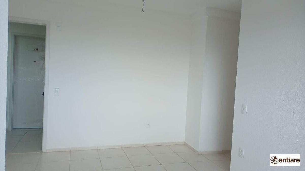 Apartamento, Jardim dos Comerciários, 2 Quartos, 1 Vaga