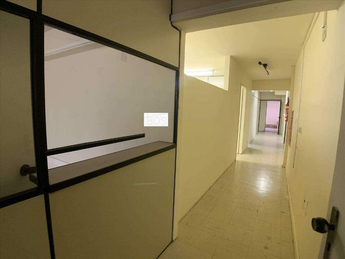 Prédio, Funcionários, 0 Quarto, 14 Vagas