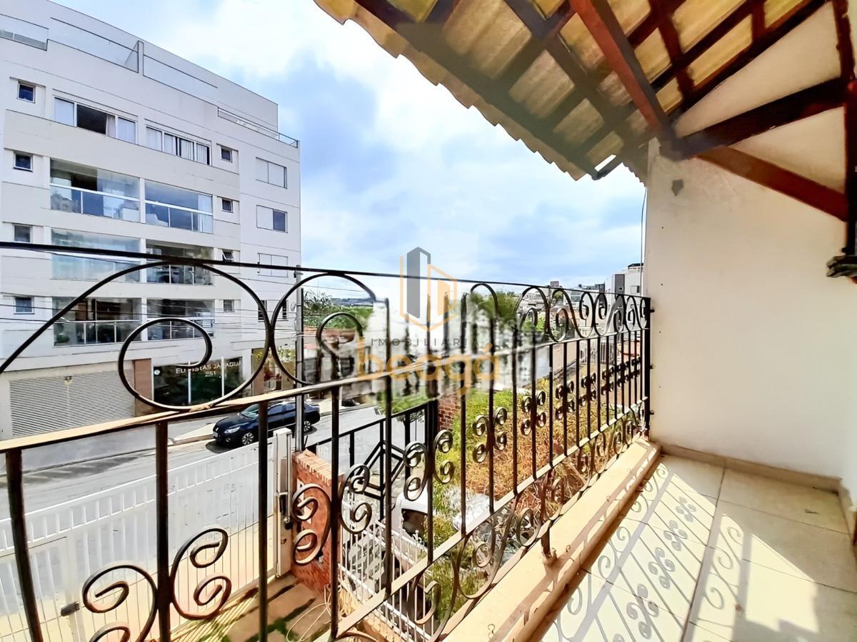 Casa, Jaraguá, 3 Quartos, 2 Vagas, 2 Suítes