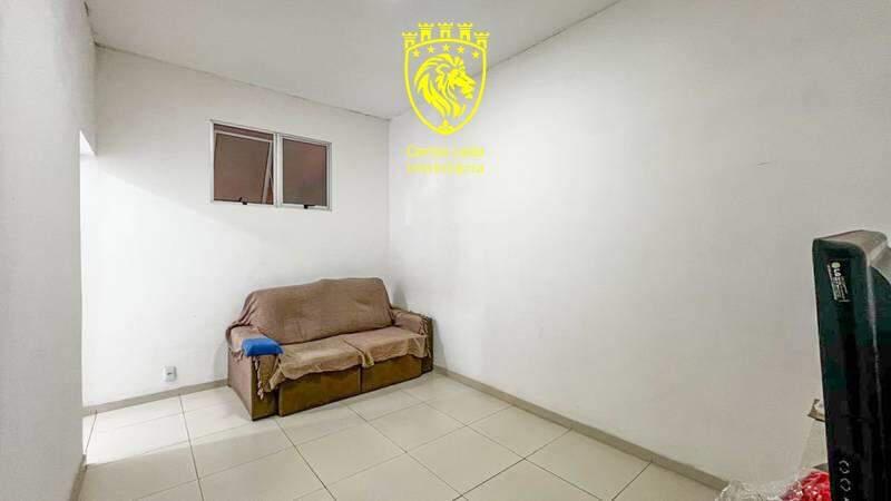 Casa, Santa Terezinha, 4 Quartos, 5 Vagas, 1 Suíte