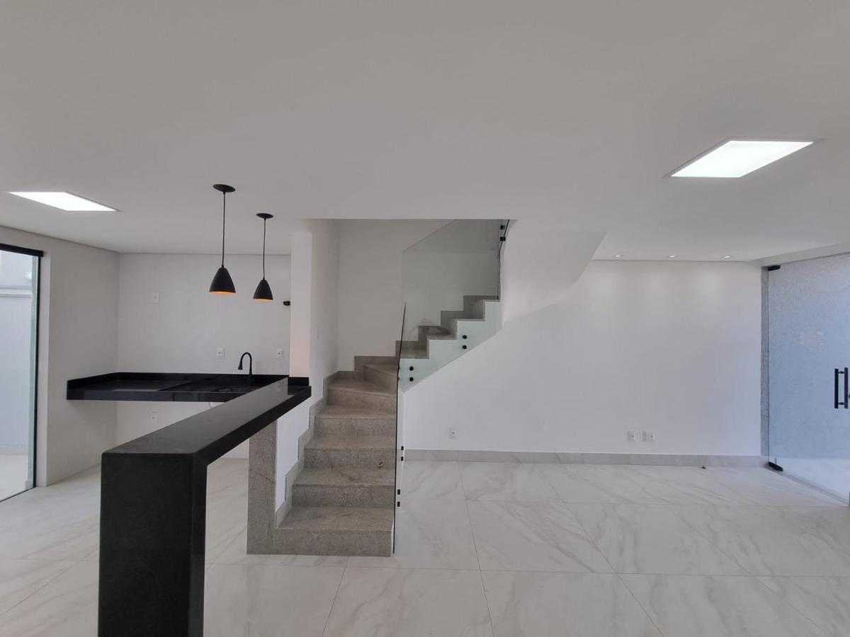 Casa, Planalto, 3 Quartos, 1 Vaga, 1 Suíte