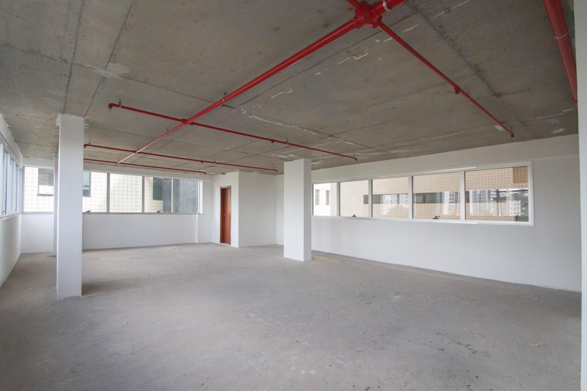 Sala, Savassi, 0 Quarto, 4 Vagas