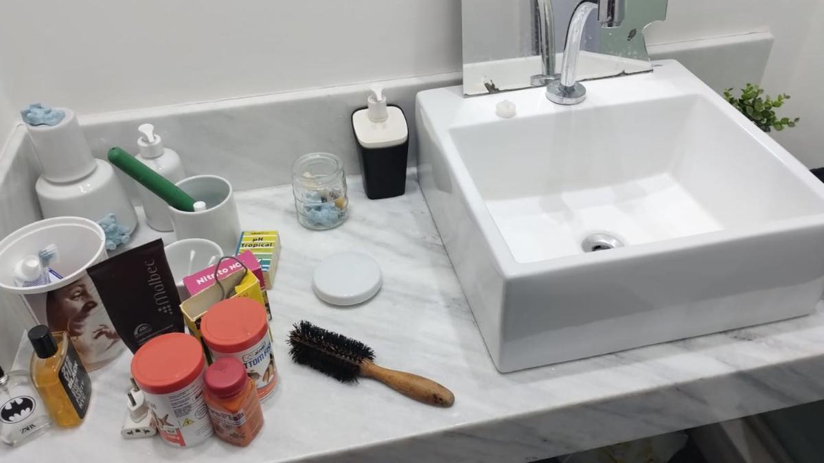 Prédio, Santa Cruz, 5 Quartos, 2 Vagas, 1 Suíte