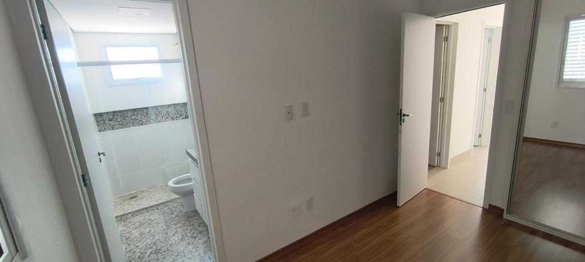 Apartamento, Esplanada, 2 Quartos, 1 Vaga, 1 Suíte