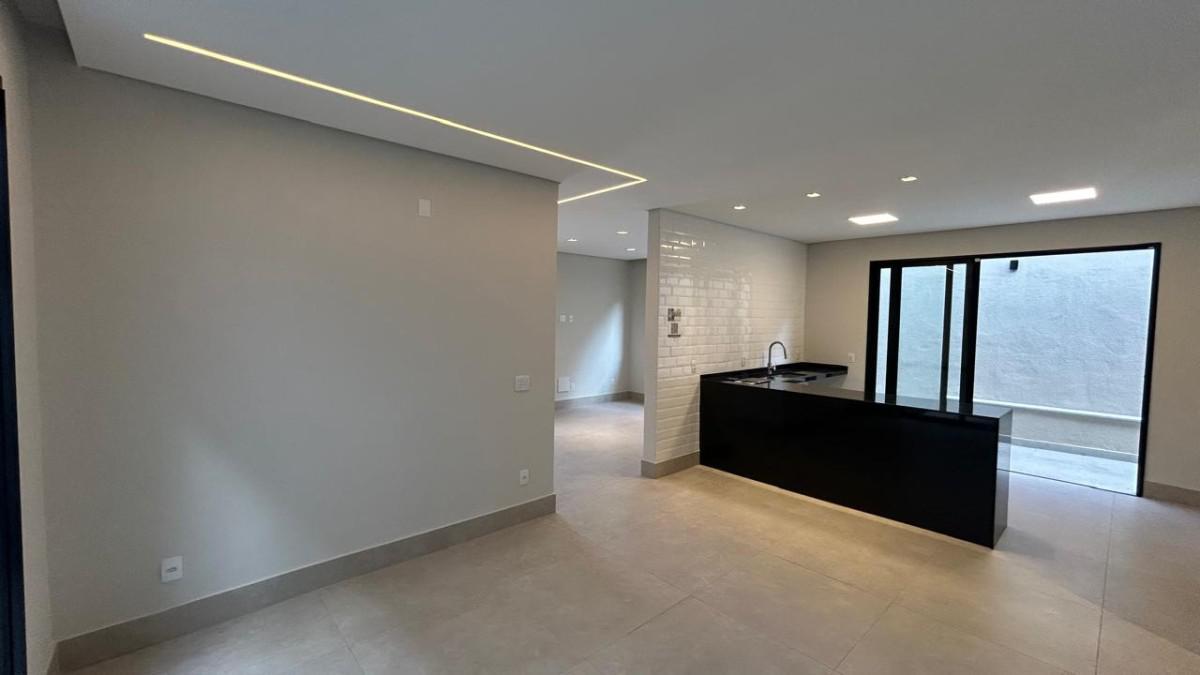 Casa, Santa Rosa, 3 Quartos, 2 Vagas, 1 Suíte