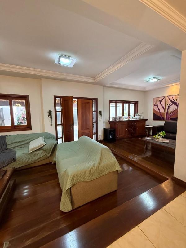 Casa, Rezende, 4 Quartos, 4 Vagas, 2 Suítes