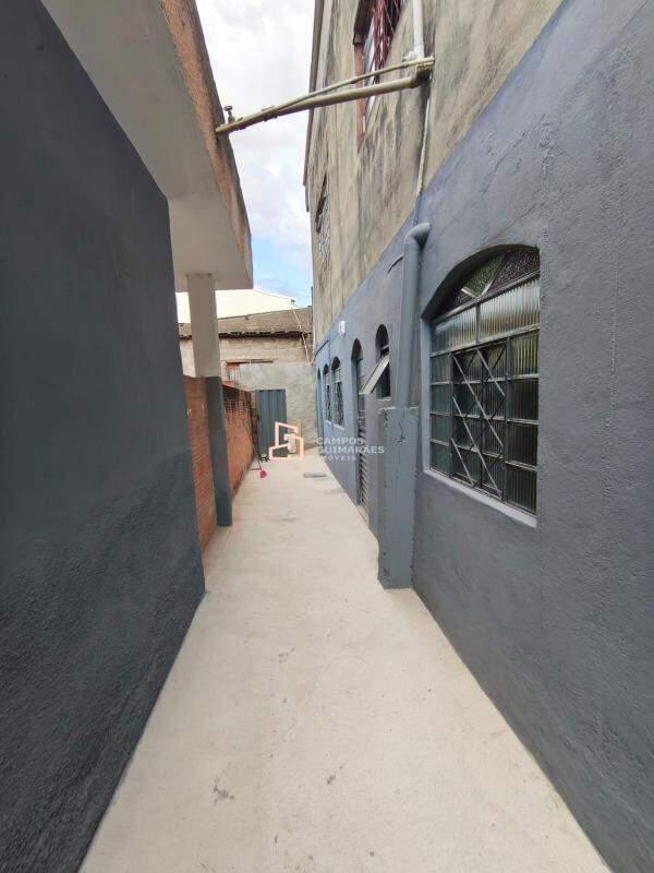 Casa, Industrial, 2 Quartos