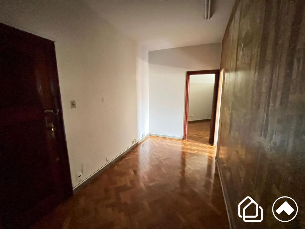 Sala, Centro
