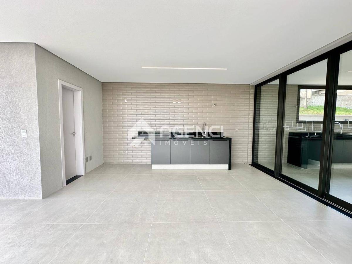 Casa em Condomínio, Alphaville - Lagoa dos Ingleses, 4 Quartos, 0 Vaga, 4 Suítes