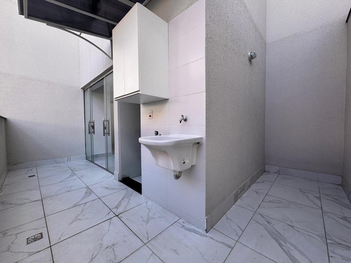 Apartamento, Santa Mônica, 2 Quartos, 2 Vagas, 1 Suíte