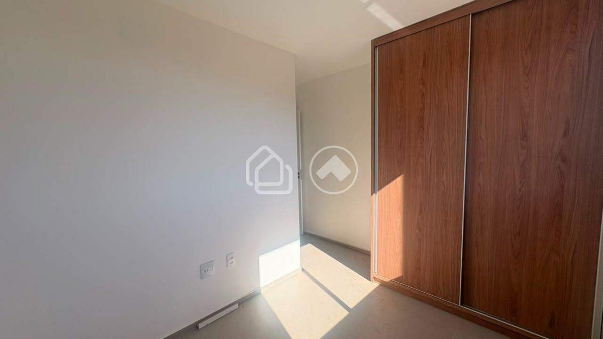 Apartamento, Estoril, 2 Quartos, 1 Vaga, 1 Suíte