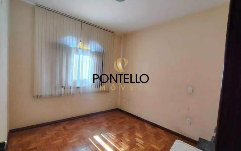 Casa, Nova Granada, 5 Quartos, 6 Vagas, 1 Suíte