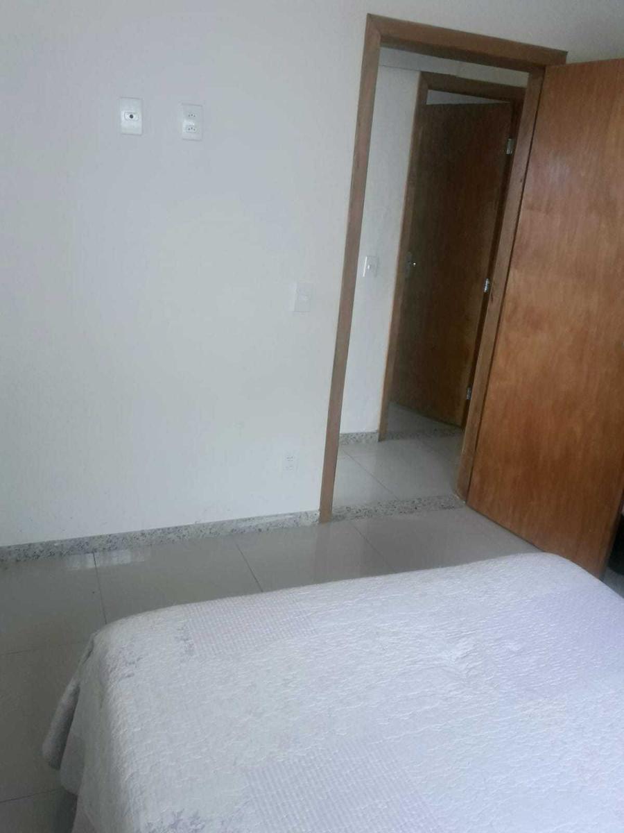 Casa, Europa, 3 Quartos, 0 Vaga, 1 Suíte