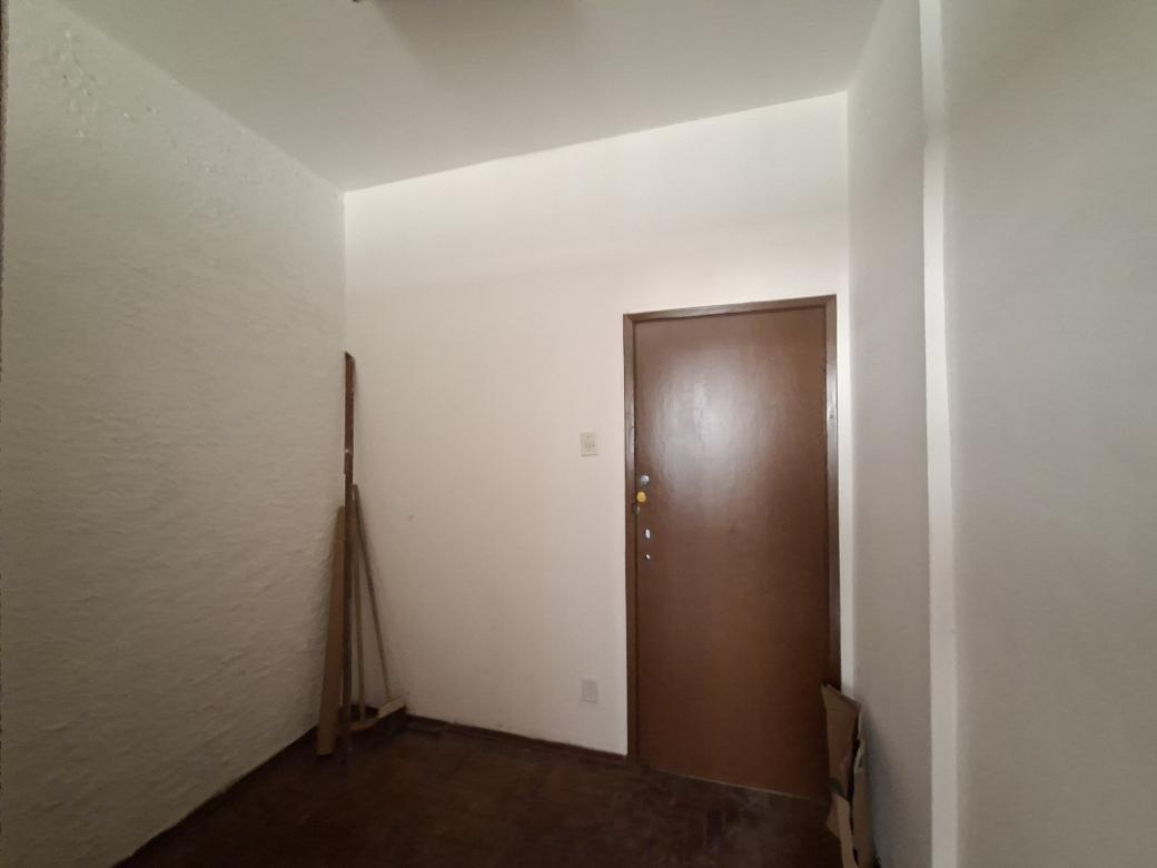 Sala, Centro, 0 Quarto, 0 Vaga