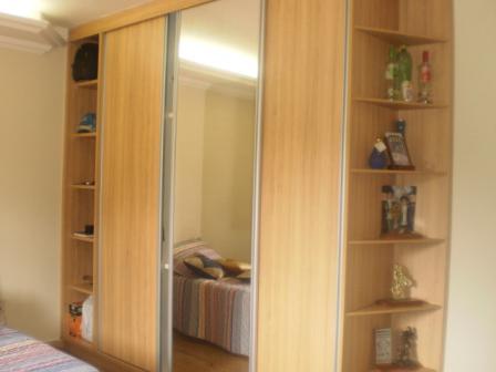 Casa, Santa Terezinha, 3 Quartos, 8 Vagas, 1 Suíte