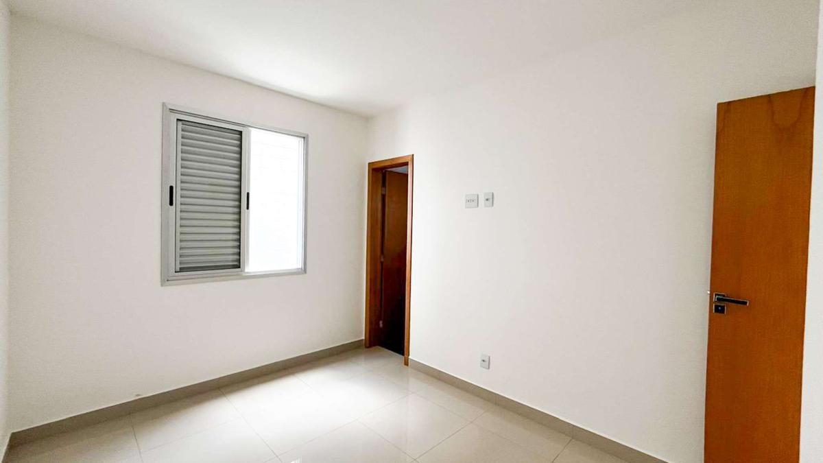 Cobertura, Vila Paris, 2 Quartos, 3 Vagas, 2 Suítes