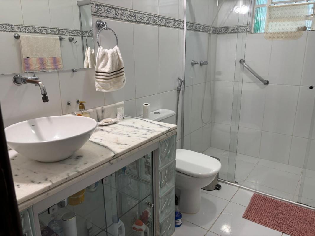 Casa, Jardim América, 5 Quartos, 5 Vagas, 2 Suítes