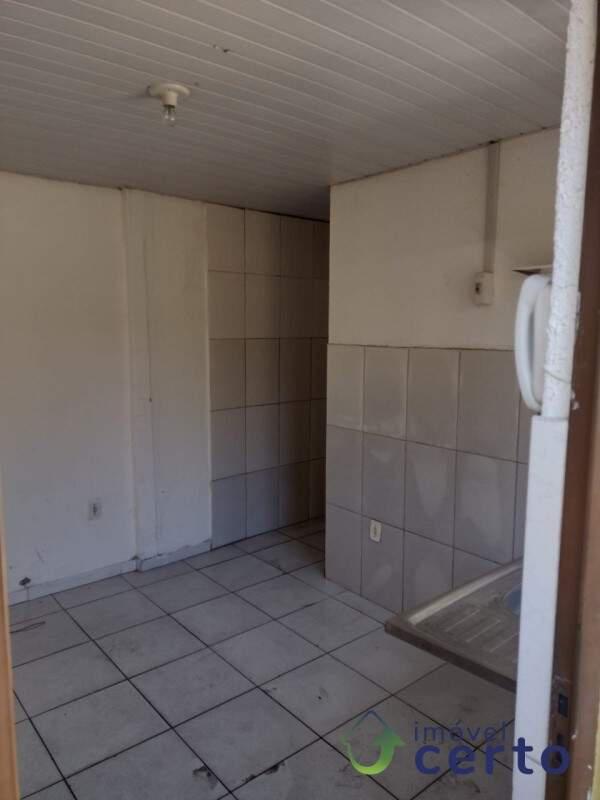 Casa, Santa Terezinha, 1 Quarto, 0 Vaga
