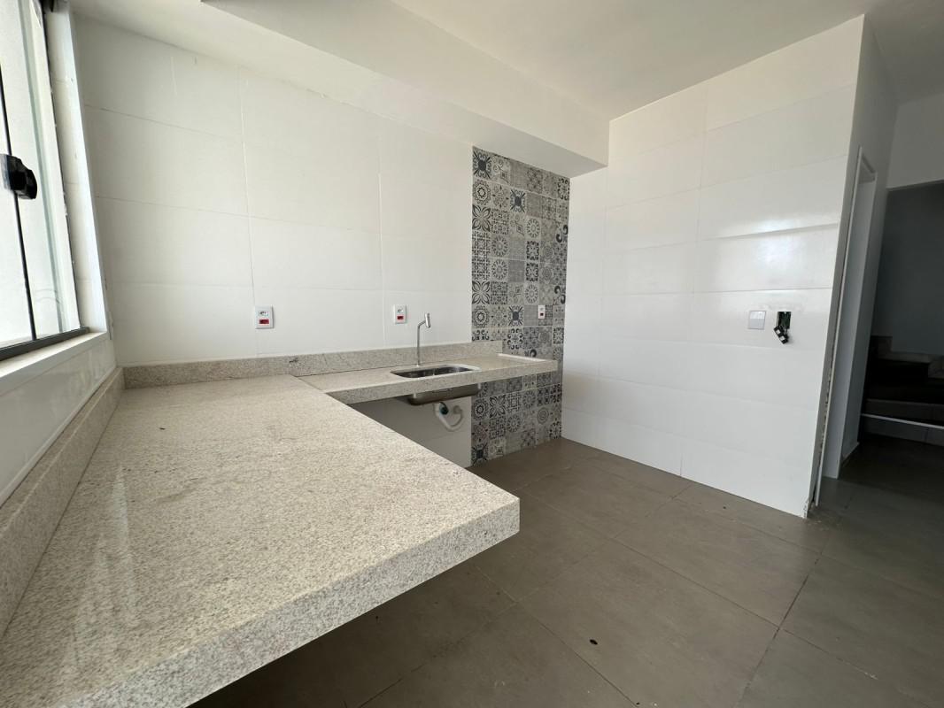 Casa, Jardim Casa Branca, 3 Quartos, 2 Vagas, 1 Suíte