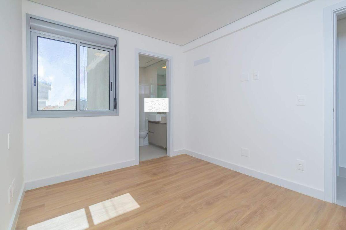 Apartamento, Sagrada Família, 3 Quartos, 2 Vagas, 1 Suíte
