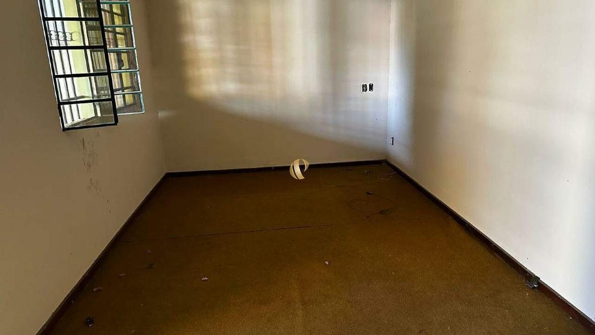 Casa, São Pedro, 5 Quartos, 2 Vagas, 1 Suíte