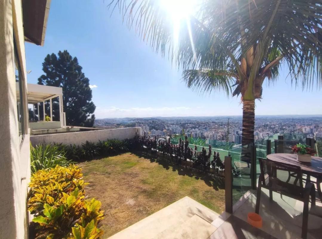 Casa, Buritis, 4 Quartos, 3 Vagas, 2 Suítes