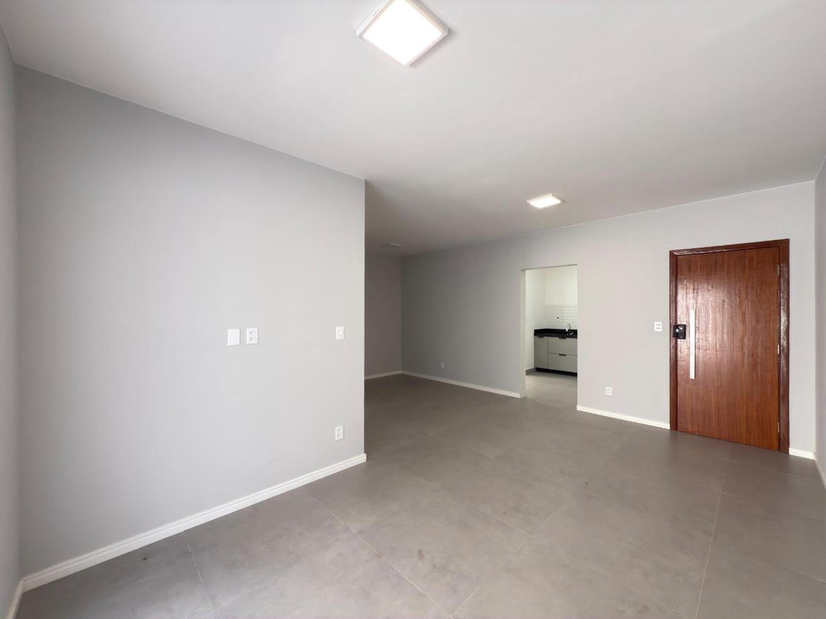 Apartamento, Castelo, 3 Quartos, 2 Vagas, 1 Suíte