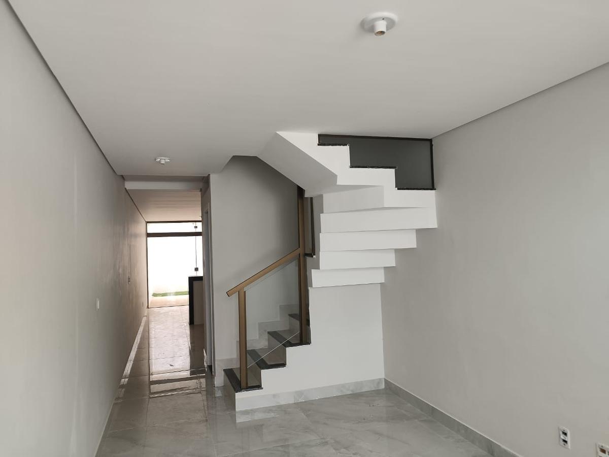 Casa, Candelária, 3 Quartos, 2 Vagas, 1 Suíte