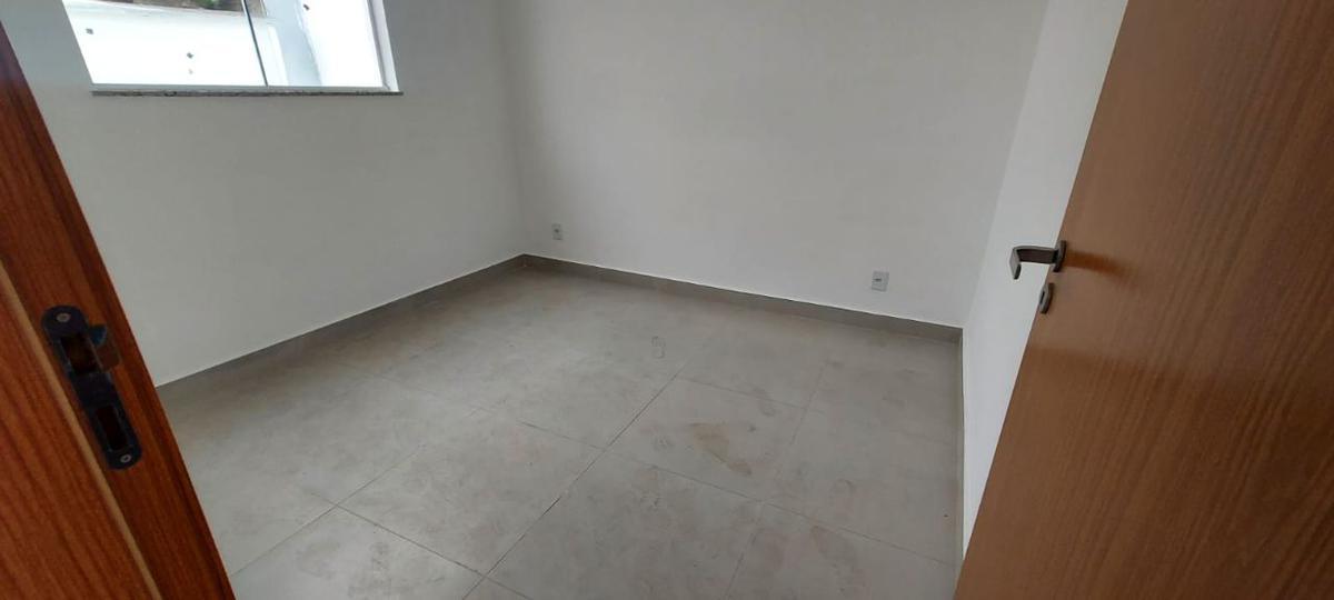 Casa, Santa Cruz, 2 Quartos, 1 Vaga
