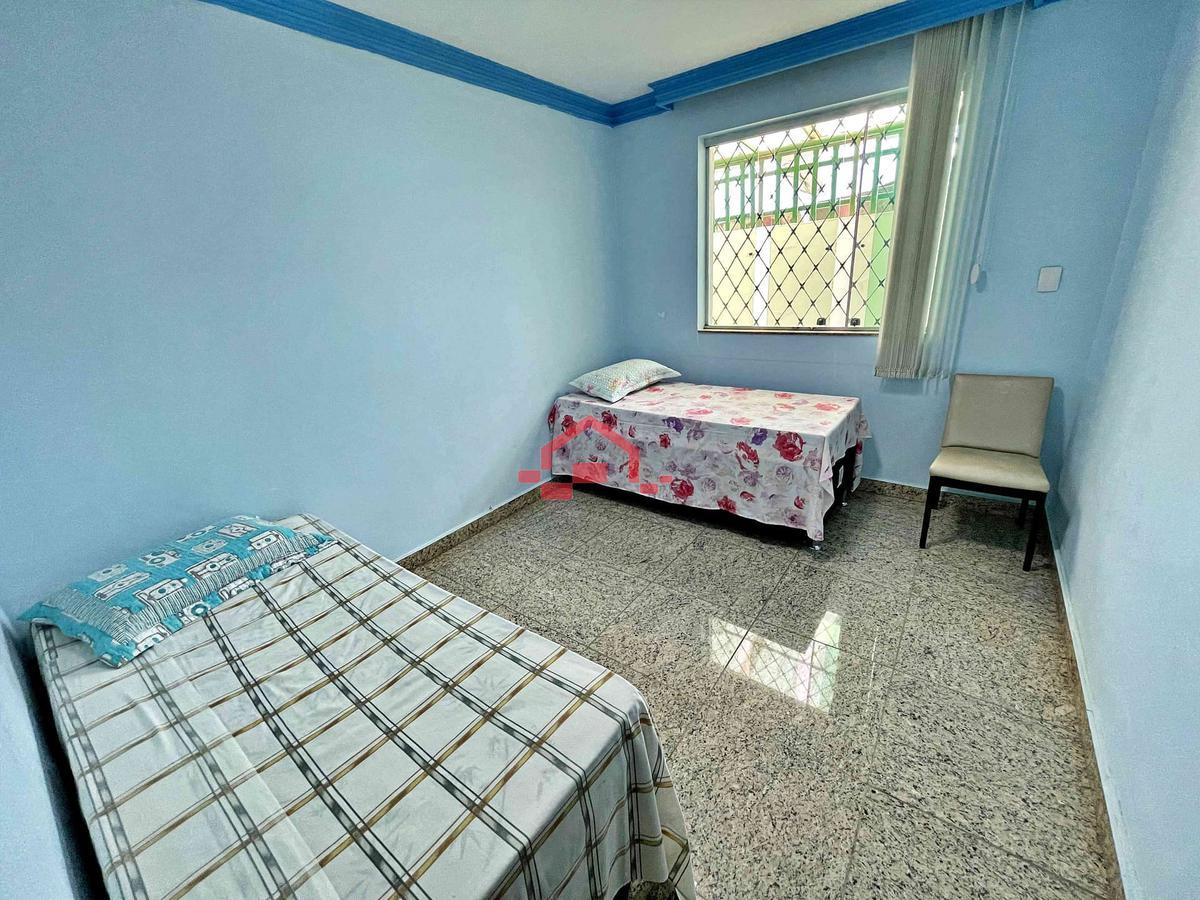 Casa, Dom Bosco, 5 Quartos, 2 Vagas, 2 Suítes