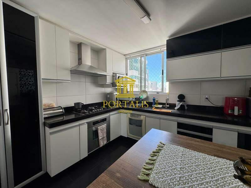 Apartamento, União, 4 Quartos, 4 Vagas, 2 Suítes