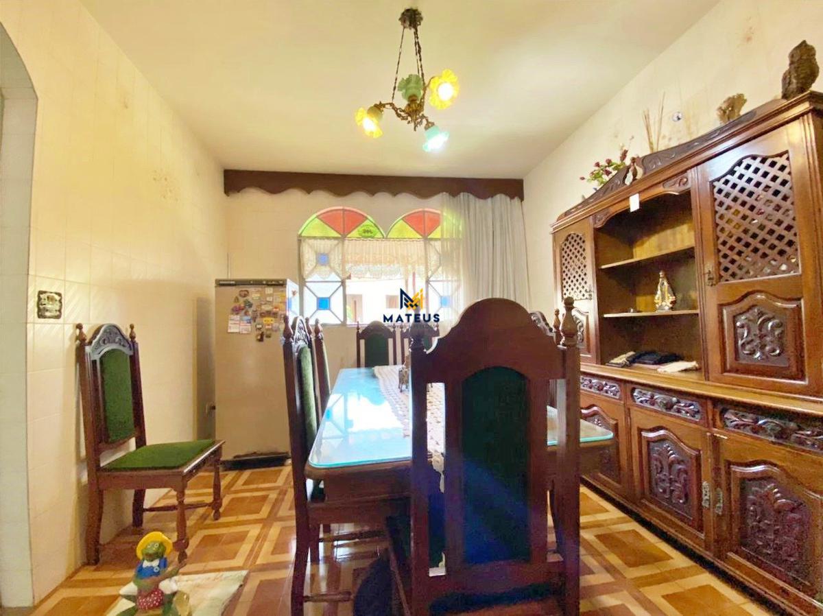 Casa, Caiçaras, 3 Quartos, 3 Vagas, 1 Suíte