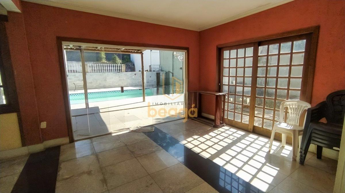 Casa, Braúnas, 4 Quartos, 5 Vagas, 2 Suítes