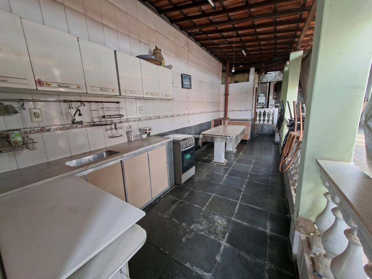 Casa, Amazonas, 3 Quartos, 5 Vagas, 1 Suíte