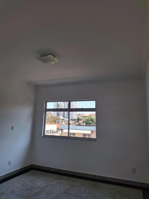 Casa Comercial, Caiçaras, 5 Quartos, 2 Vagas