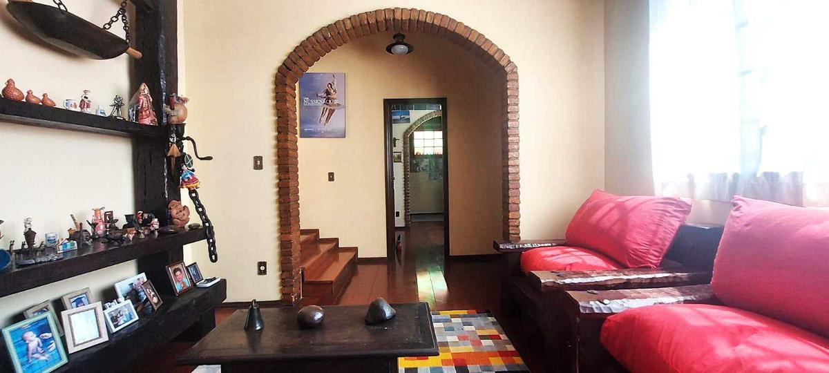 Casa, Padre Eustáquio, 5 Quartos, 11 Vagas, 1 Suíte