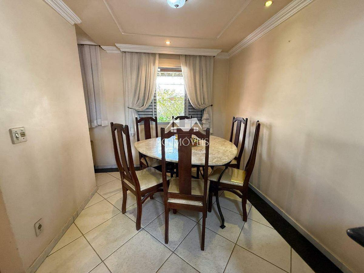 Casa, Tirol (barreiro), 3 Quartos, 2 Vagas, 1 Suíte