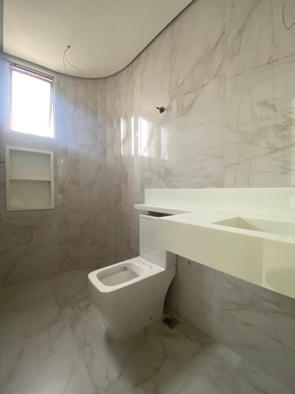 Apartamento, Barreiro, 3 Quartos, 2 Vagas, 1 Suíte