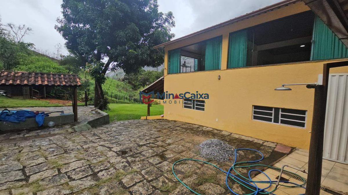 Fazenda, Petrópolis, 4 Quartos, 5 Vagas, 2 Suítes