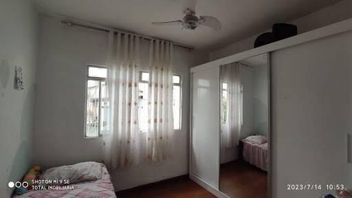 Casa, Quitandinha, 4 Quartos, 2 Vagas, 1 Suíte