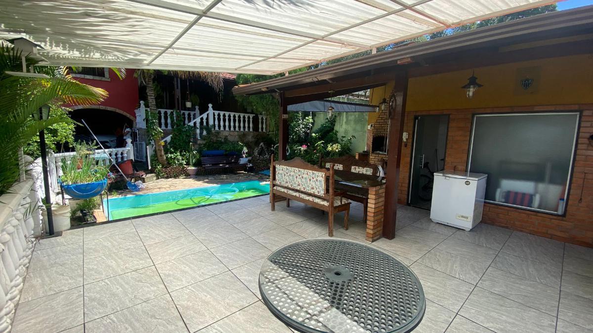 Casa, Dom Bosco, 6 Quartos, 4 Vagas, 2 Suítes