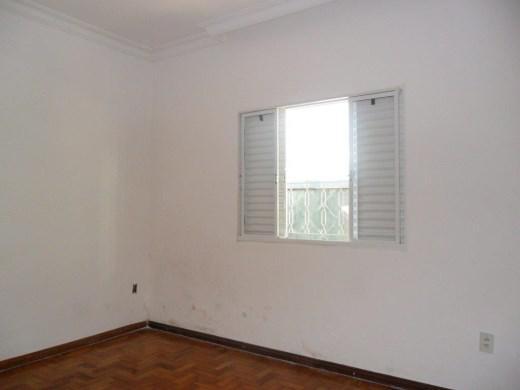 Casa, Planalto, 3 Quartos, 2 Vagas, 1 Suíte