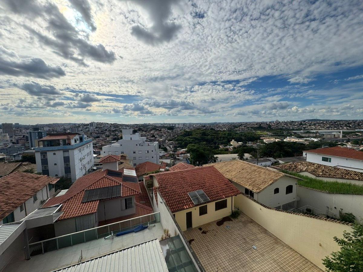 Apartamento, Fernão Dias, 2 Quartos, 0 Vaga, 1 Suíte