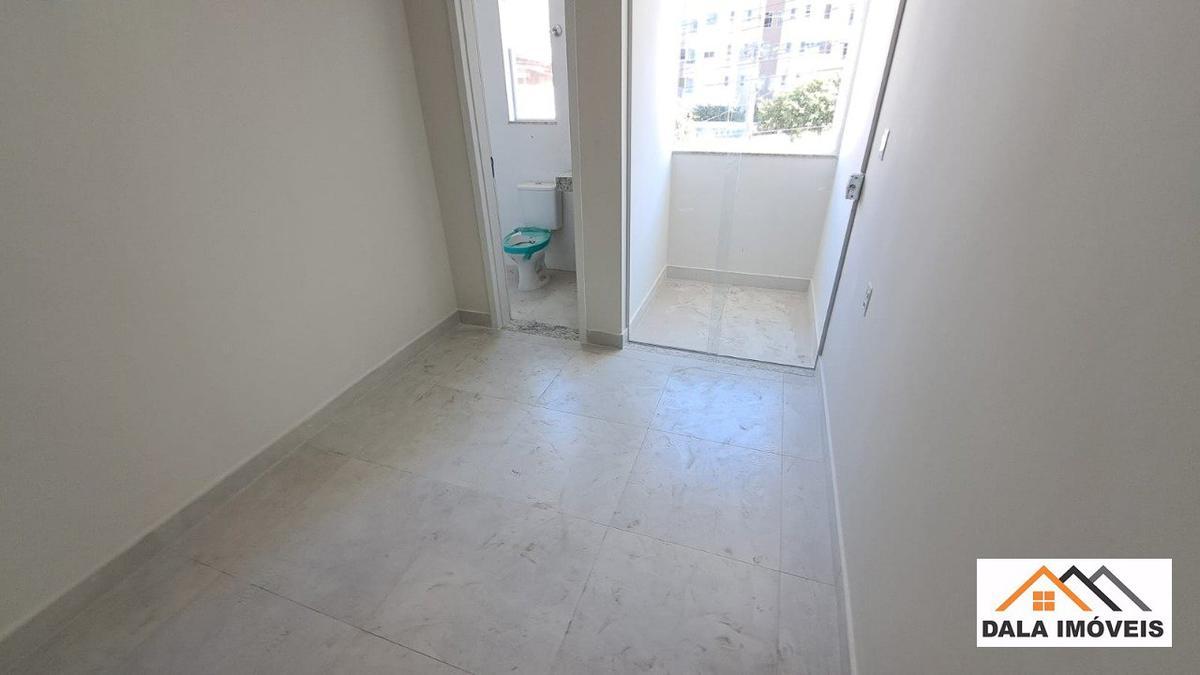 Casa, Planalto, 2 Quartos, 1 Vaga, 1 Suíte